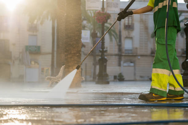 Best Sign and Awning Cleaning  in Arkansas City, KS